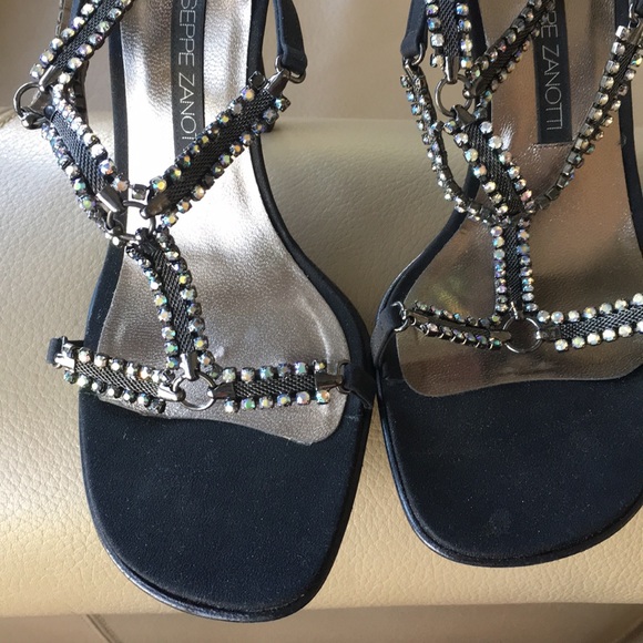 Giuseppe Zanotti Rhinestone Heels -  Sz 7 1/2 - Picture 5 of 12